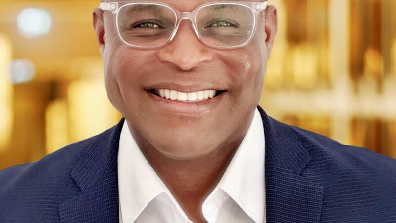 مهنيان في قطاع الطيران يفتحان آفاقاً جديدة لصناعة الطيران في القارة الإفريقية