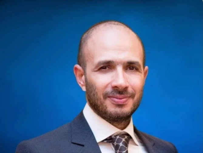 خالد الطوخي يهنئ الدكتور عبد العزيز قنصوة بتوليه حقيبة التعليم العالي ويوجه الشكر للدكتور أيمن عاشور