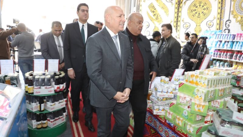 محافظ القاهرة يفتتح معرض ” أهلًا بالعيد ” بشارع السبتية