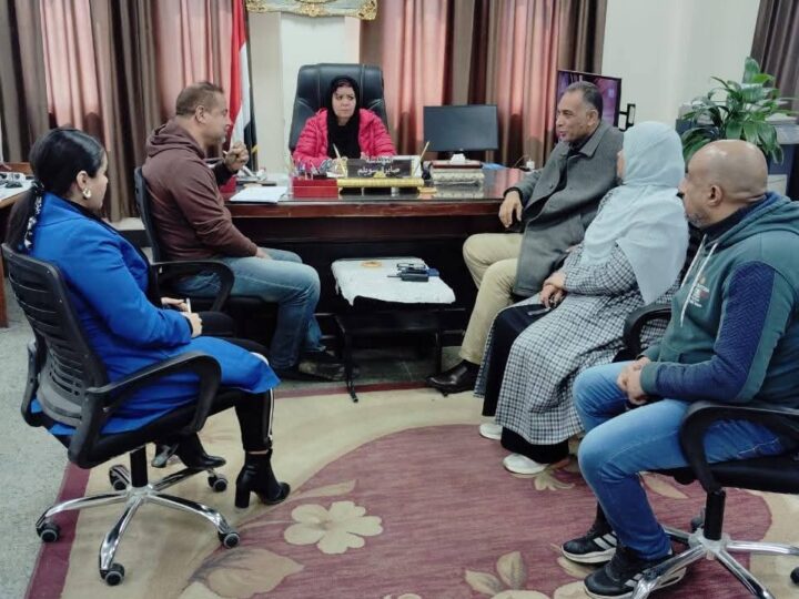 رئيس حى الأميرية توجه بتكثف جهوده لسرعة إنهاء ملفات التصالح بالحى