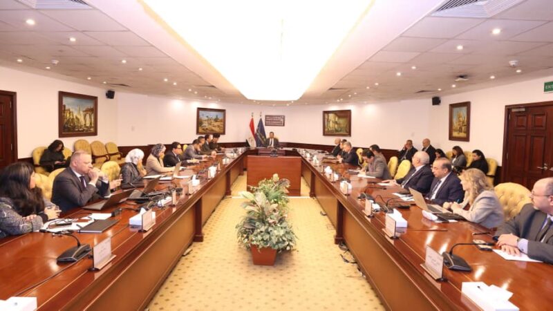 وزير الاتصالات يستعرض إنجازات استراتيجية الذكاء الاصطناعي عن عام 2025 ويعتمد إطار الحوكمة الوطني للذكاء الاصطناعى