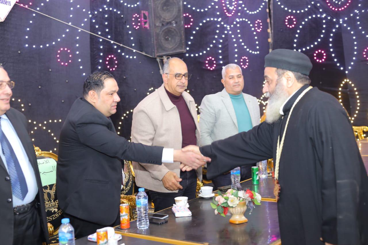 الإعلامي السيد خيرالله ووكيل وزارة تعليم الغربية يشاركان حفل تكريم حفظة القران بزفتي