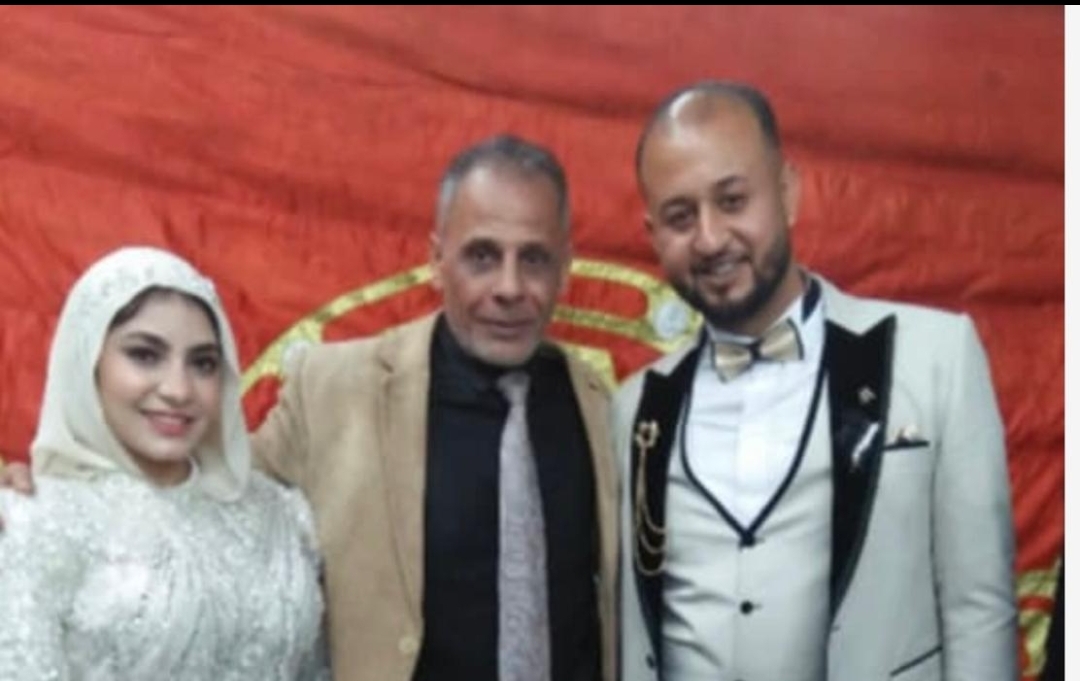 خيرالله يهنئ آل فراج  وفاضل خطوبة كريمتهم بالإسكندرية