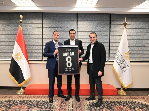 وزارة الشباب والرياضة وشركة استادات تبحثان سبل تعزيز التعاون المشترك في عدد من المشروعات الشبابية والرياضية