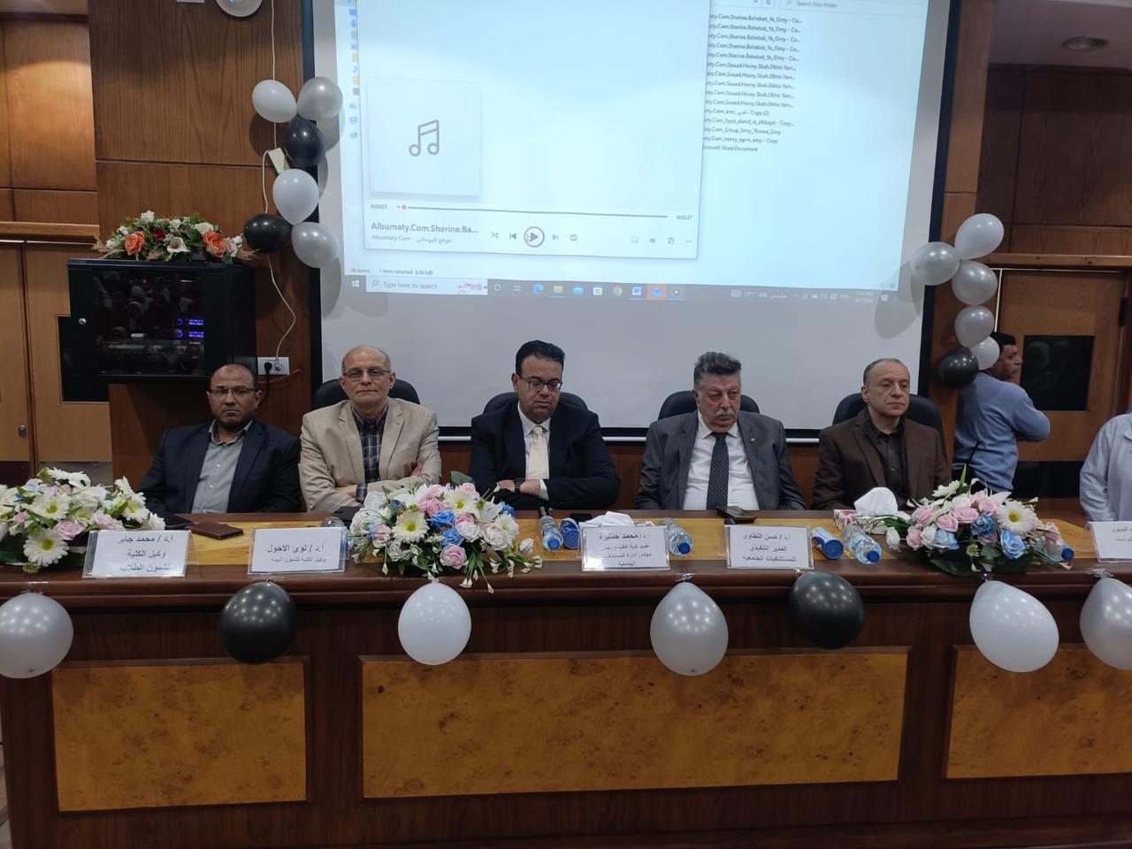 عميد طب طنطا يكرم الأمهات المثاليات العاملات بمستشفيات كلية الطب