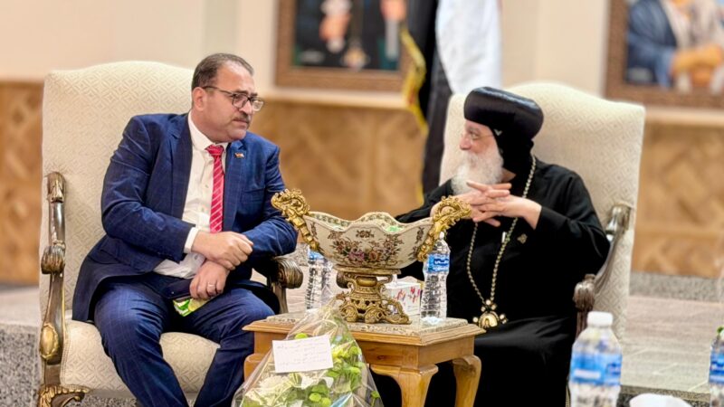 وفد “حماة الوطن” بالشيخ زايد يهنئ الأقباط بعيد القيامة المجيد ويؤكد دعم التماسك الوطني