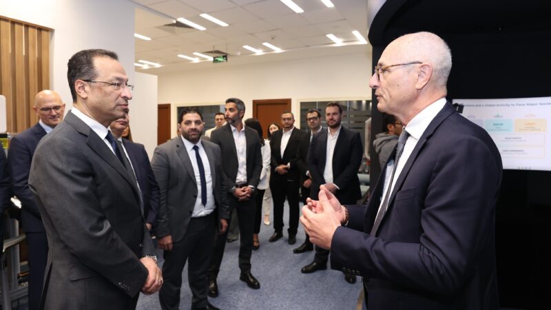 وزير الاتصالات يفتتح مركز تطوير الذكاء الاصطناعي لشركة فاليو Valeo بالقرية الذكية