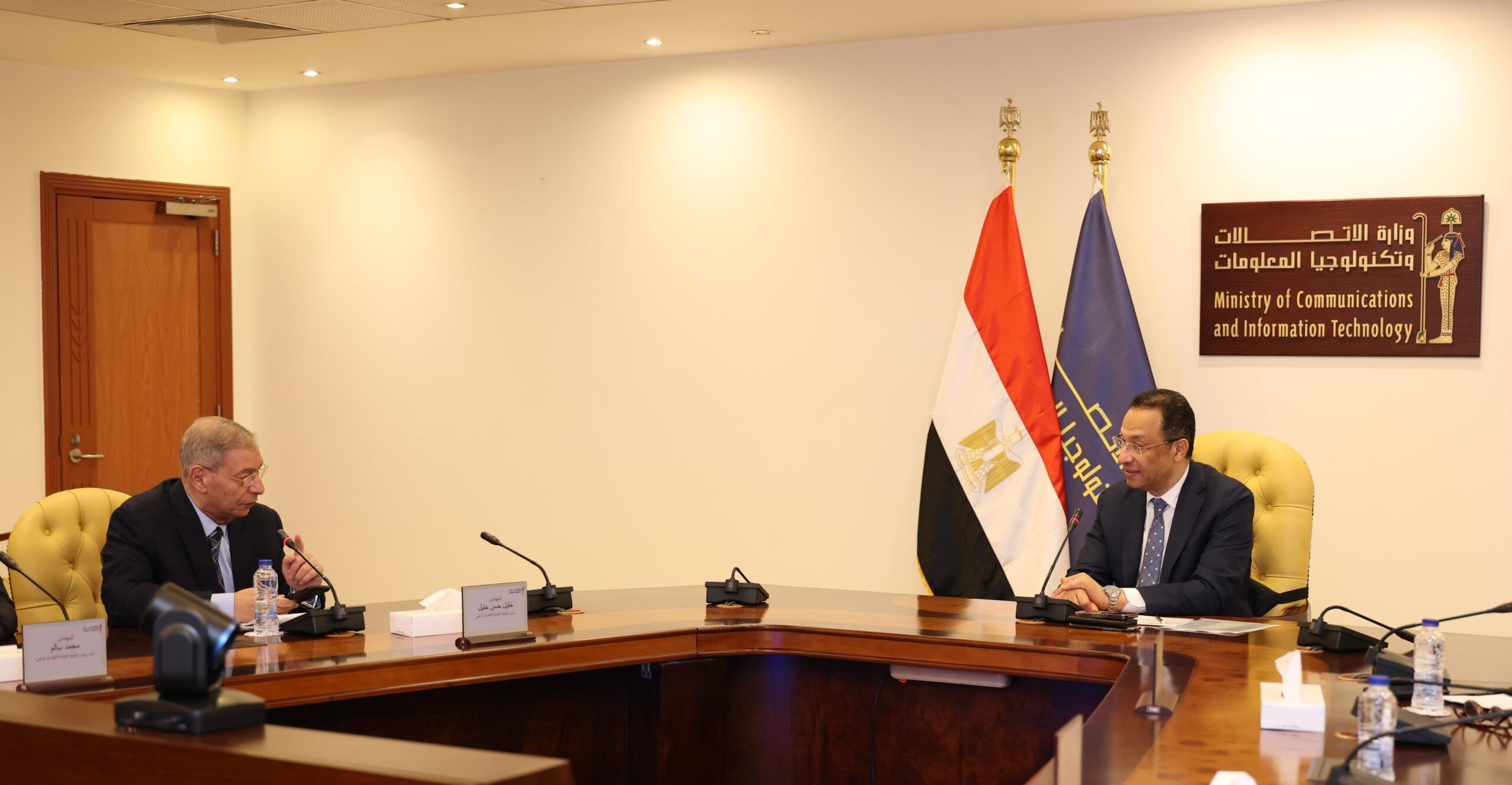 وزير الاتصالات يبحث مع الشعبة العامة للاقتصاد الرقمي والتكنولوجيا تعزيز التعاون لدعم الشركات الناشئة وتطوير بيئة ريادة الاعمال وتنمية التجارة الرقمية