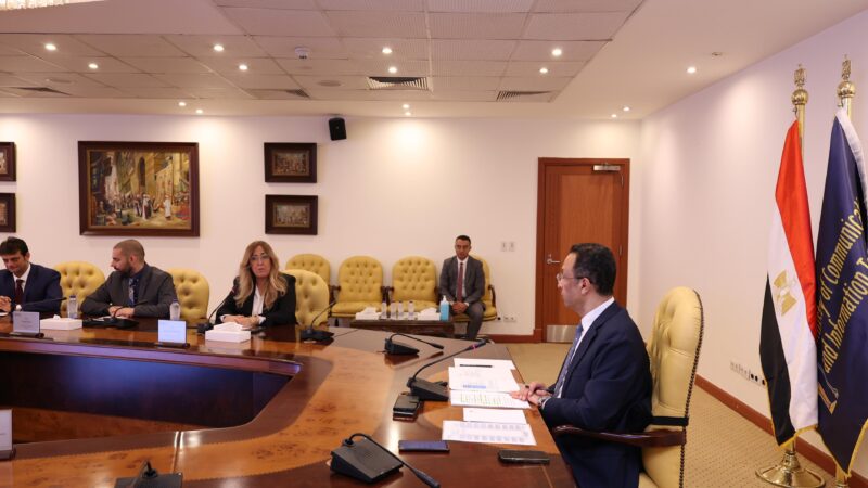 وزير الاتصالات يبحث مع شركة فاوندإيفر Foundever العالمية تعزيز استثماراتها وخططها التوسعية في مصر