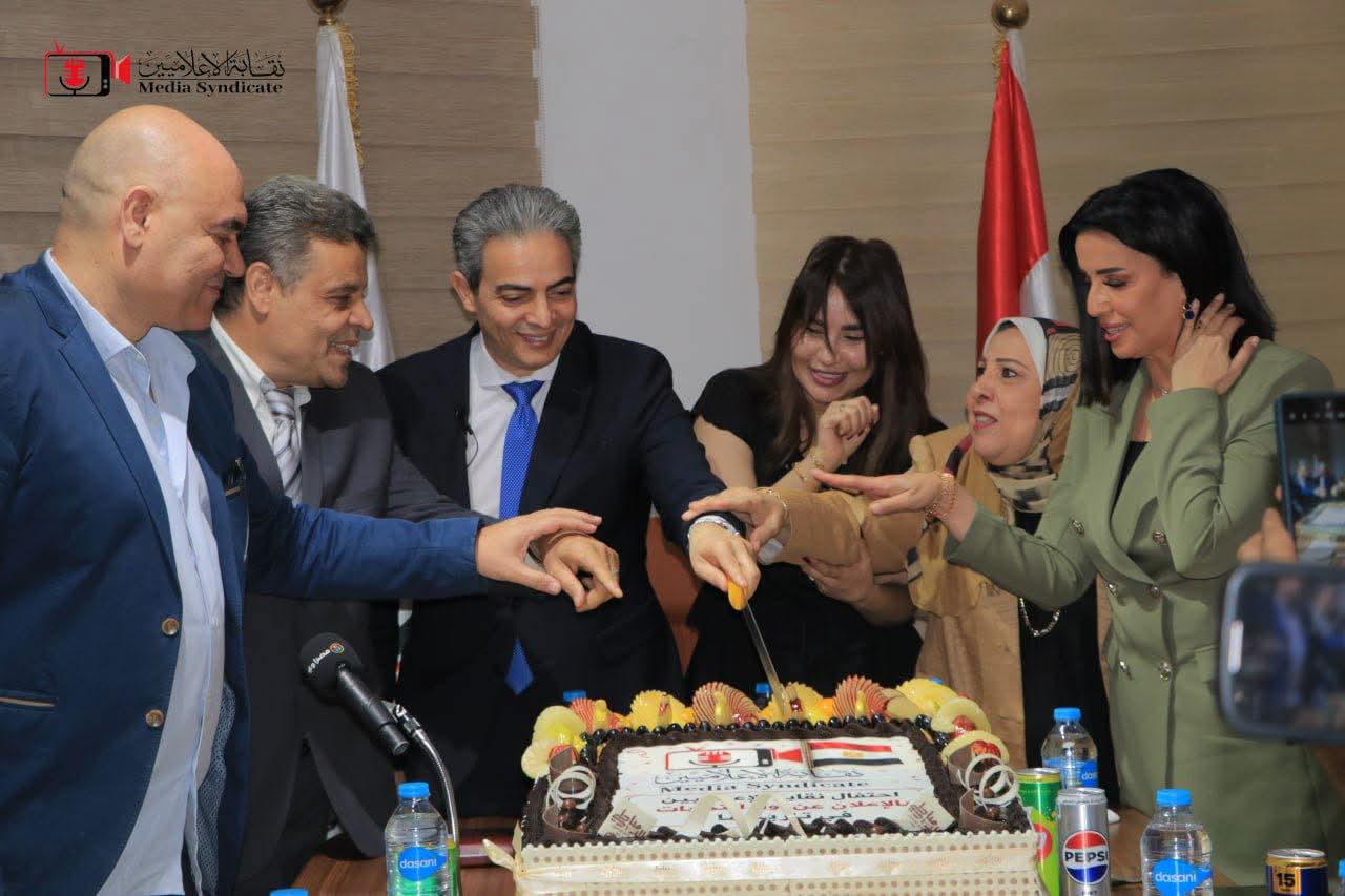 الإعلاميين تحتفل بالإعلان عن إجراء أول انتخابات لاختيار مجلس منتخب للنقابة