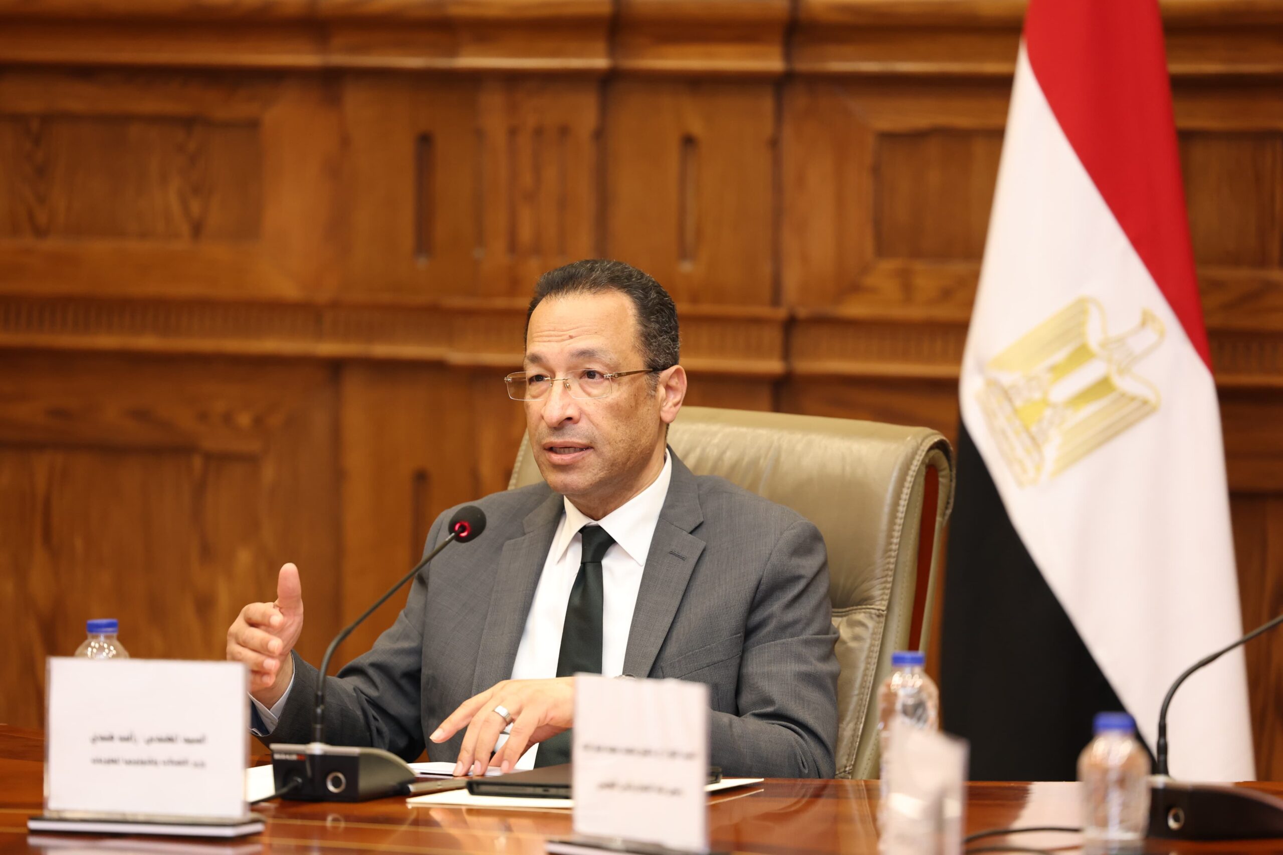وزير الاتصالات يؤكد أهمية توظيف تقنيات الذكاء الاصطناعي في مجال الأمن السيبراني الذي يمثل جزءًا لا يتجزأ من منظومة الأمن القومي