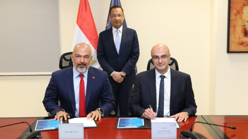 وزير الاتصالات يشهد إطلاق خدمتي “اطمن” و”اطمن على الآخر” لتوفير بيئة إنترنت آمنة للأطفال على الهاتف المحمول