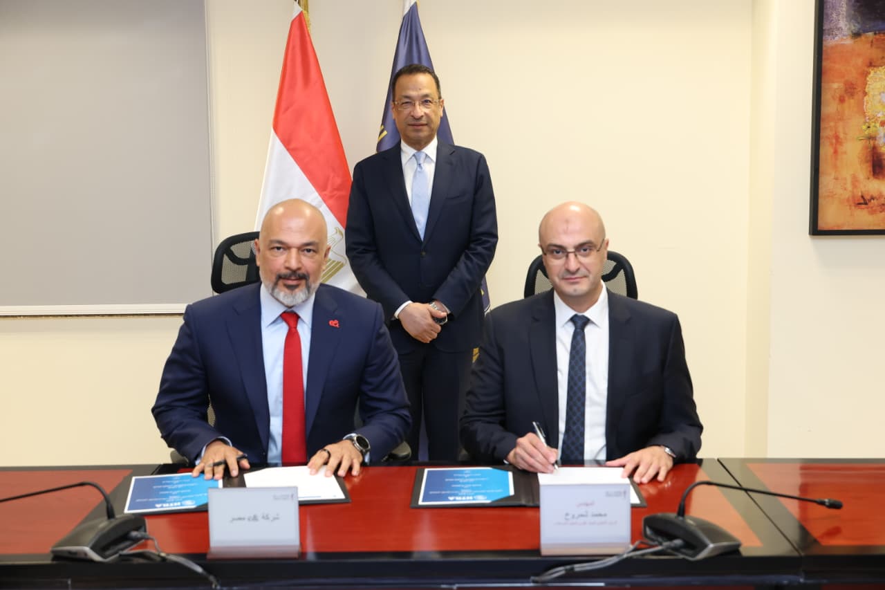 وزير الاتصالات يشهد إطلاق خدمتي “اطمن” و”اطمن على الآخر” لتوفير بيئة إنترنت آمنة للأطفال على الهاتف المحمول