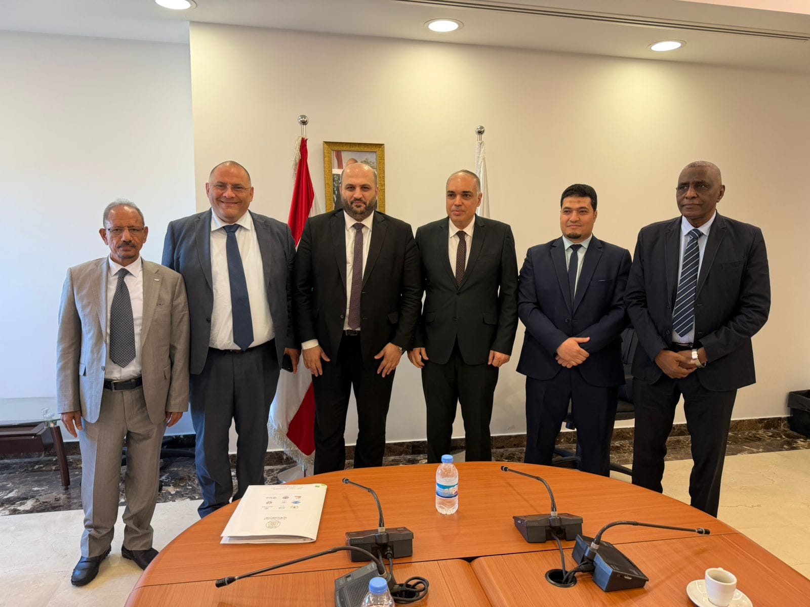وزير الصحة اللبناني يلتقي وفدا من اتحاد الأطباء العرب لتعزيز التعاون المشترك