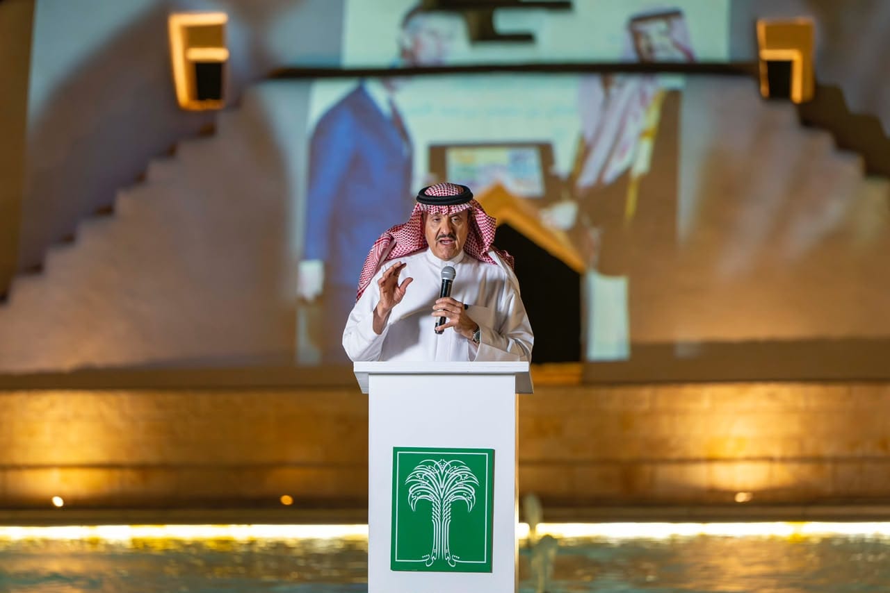 الملحق الثقافي والتعليمي المصري بالسعودية يشارك   في تدشين كتاب الدكتور صالح لمعي بالدرعية التاريخية بالرياض