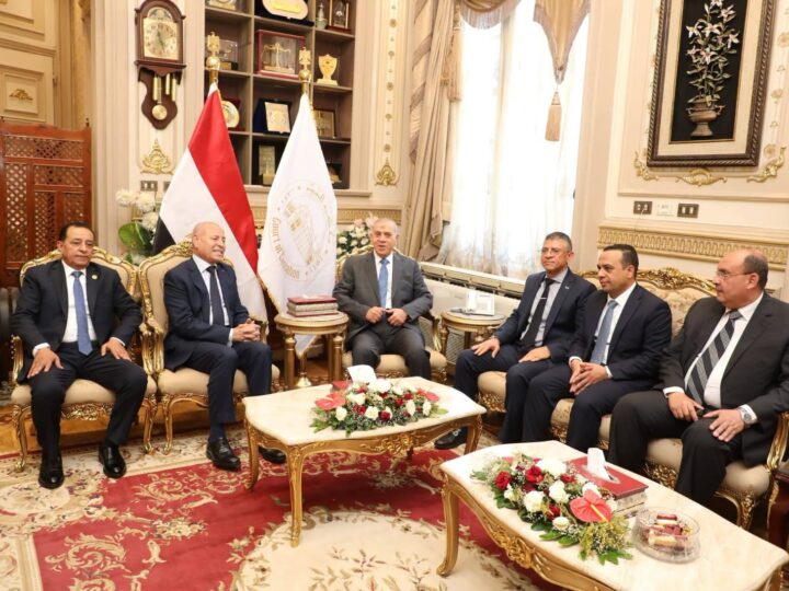 محافظ القاهرة يهنئ رئيس محكمة النقض ورئيس مجلس القضاء الأعلى بتوليه مهام منصبه