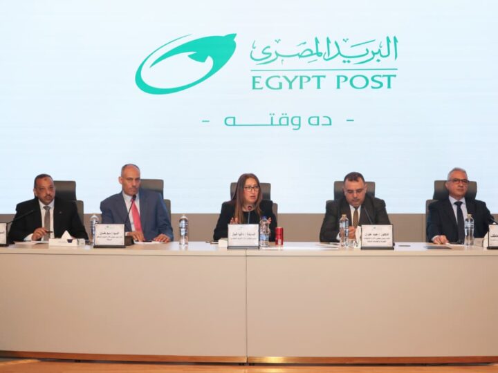 رئيس البريد: الحوار المباشر مع العاملين هو الطريق لتطوير الأداء وتحقيق العدالة
