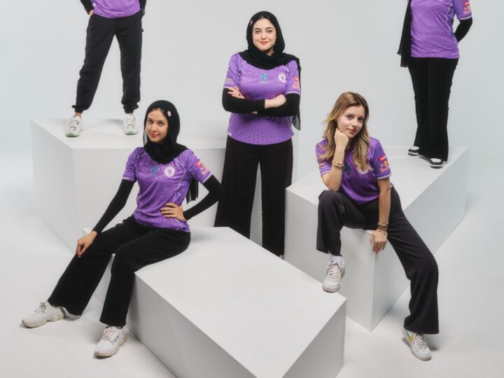 فخر المنطقة Team Falcons MENA يستعد لاقتحام ساحة المنافسة