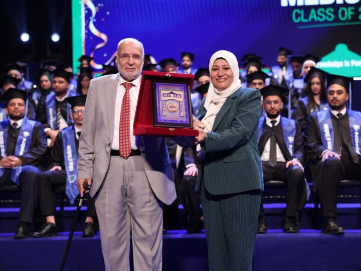 جامعة مصر للعلوم والتكنولوجيا تحتفل بتخريج دفعة جديدة من كلية الطب البشري فى احتفالية مميزة