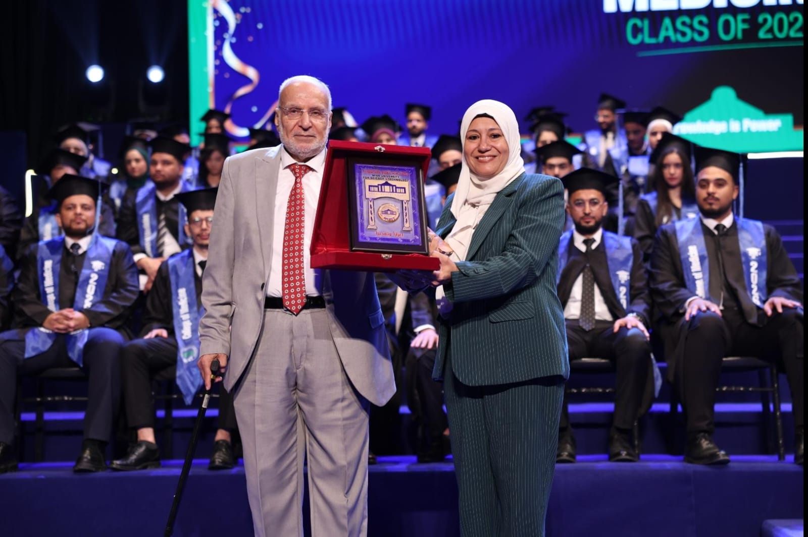 جامعة مصر للعلوم والتكنولوجيا تحتفل بتخريج دفعة جديدة من كلية الطب البشري فى احتفالية مميزة
