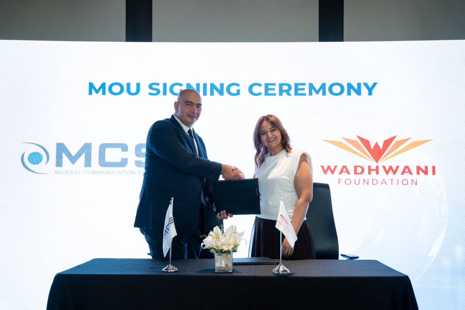 MCS وWadhwani Foundation توقعان مذكرة تفاهم لتعزيز جاهزية الشباب لوظائف المستقبل في مجال الأمن السيبراني