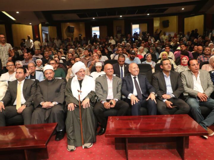 محافظ القاهرة يشهد احتفالية لجنة الحج والعمرة بنقابة الصحفيين بمناسبة المولد النبوى الشريف