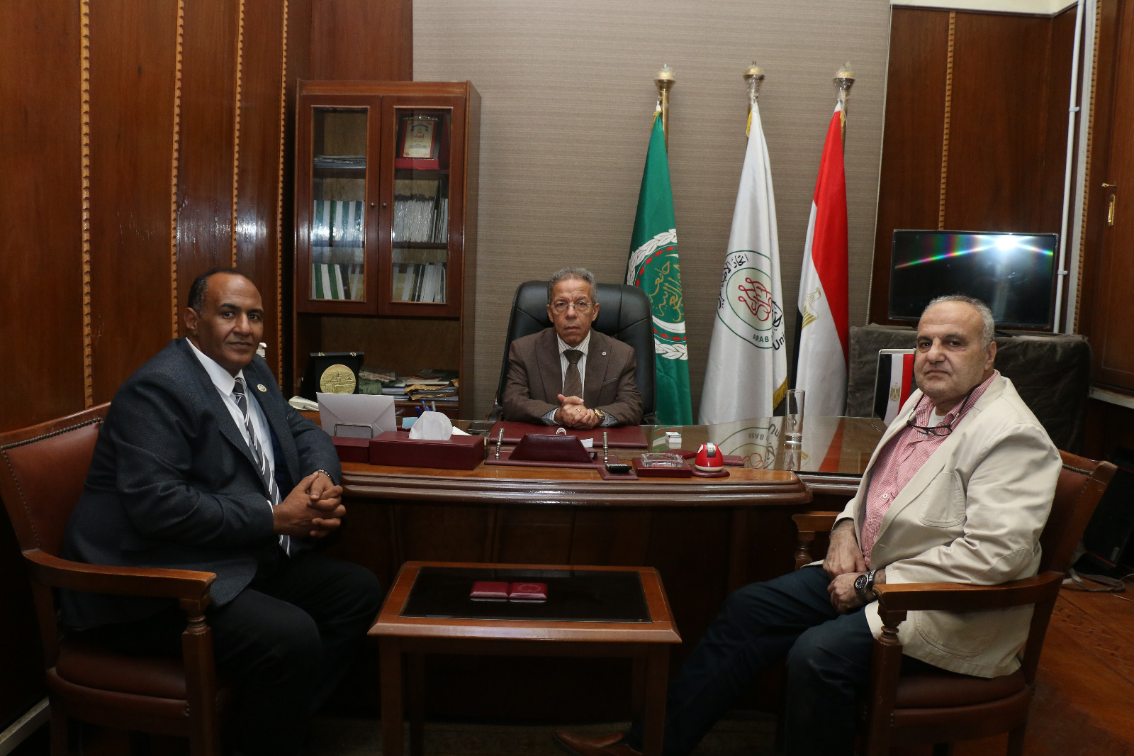 “الأطباء العرب”: فتح صفحة جديدة عنوانها العمل المشترك وأبوابنا مفتوحة أمام الجميع