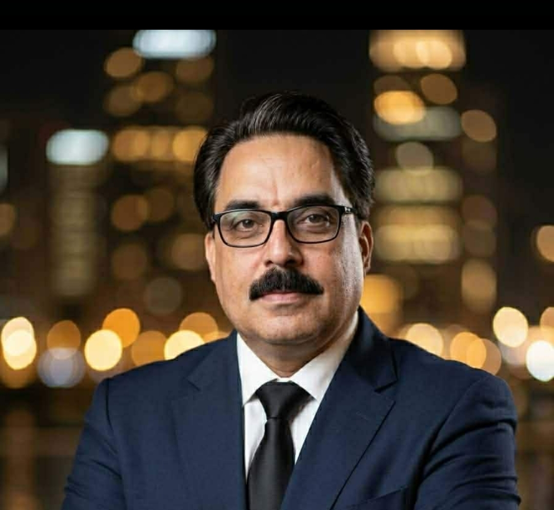 الخبير الاقتصادي ايهاب محمود : مصر  بكل أبنائها معركه وعي لا تعرف الحياد