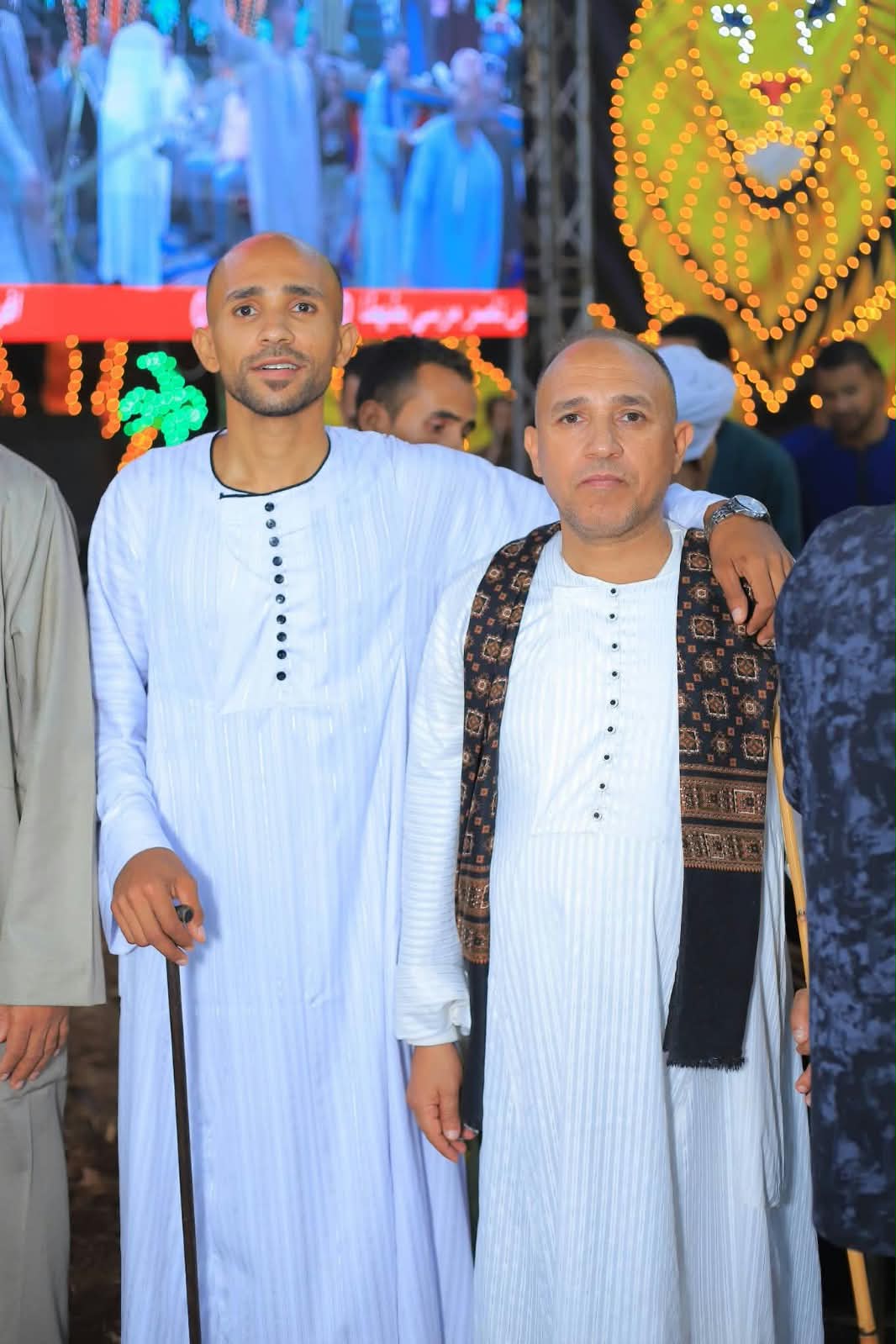 الإعلامي محمود كمال يهنئ آل ريان بزفاف الأستاذ عمرو