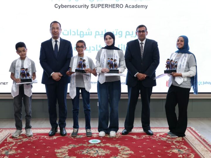 وزير الاتصالات يشهد احتفالية المعهد القومي للاتصالات (NTI) بتخريج أكثر من 6 آلاف متدرب من أكاديمية الأمن السيبراني للنشء والشباب