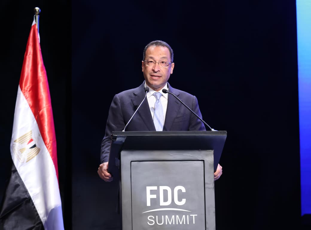 وزير الاتصالات يفتتح فعاليات الدورة الثامنة من قمة FDC Summit