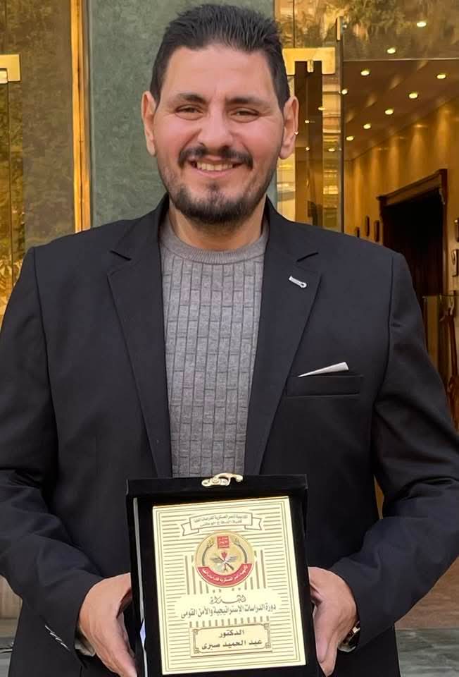 الإعلامي رضا عبدالرحمن يهنىء للأستاذ عبد الحميد صبري بمناسبة تجديد الثقة