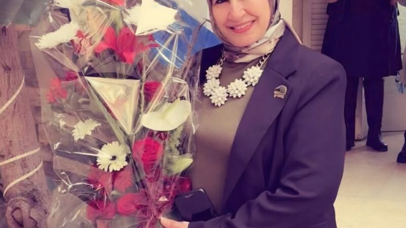 الإعلامي رضا عبدالرحمن يهنىء للأستاذة  امل فهمي بمناسبة تجديد الثقة