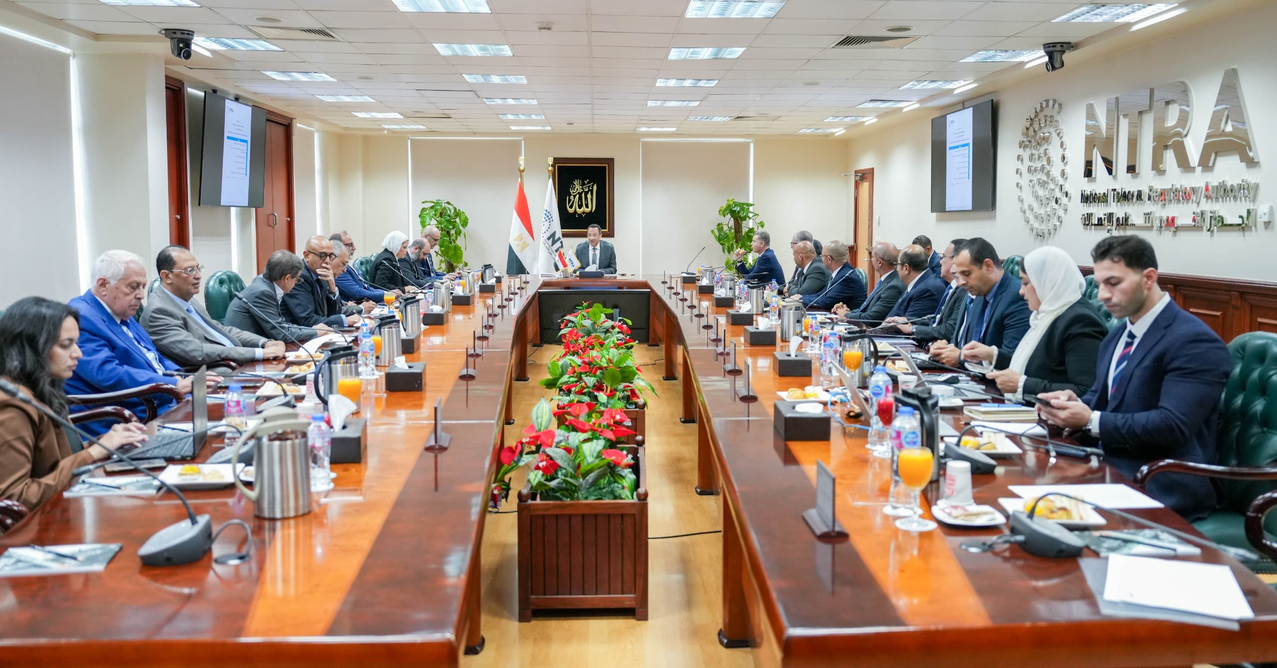 وزير الاتصالات: تقنيات الذكاء الاصطناعي تمثل أحد أهم محركات النمو والتحول الاقتصادي خلال المرحلة المقبلة لرفع الإنتاجية وابتكار نماذج أعمال جديدة