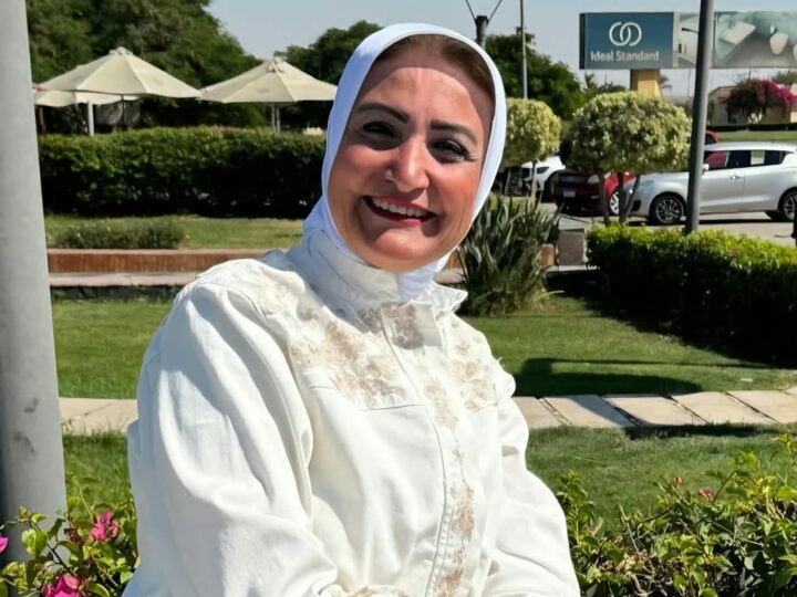 رضا عبد الرحمن يهنىء كابتن عبير عقيل لتوليها عضوية لجنة كرة اليد العربية